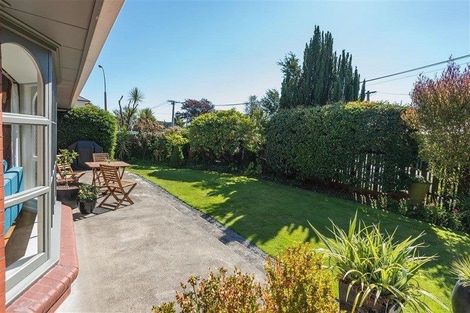 Photo of property in 30 Plynlimon Road, Fendalton, Christchurch, 8052