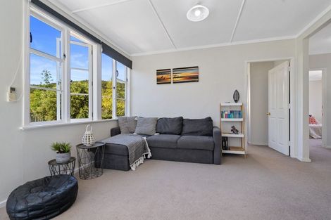 Photo of property in 11 Cleland Crescent, Naenae, Lower Hutt, 5011