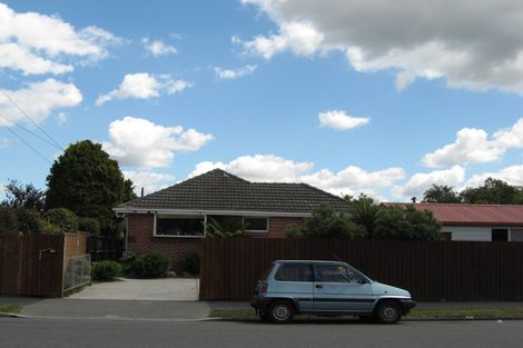 Photo of property in 14 Kendal Avenue, Burnside, Christchurch, 8053