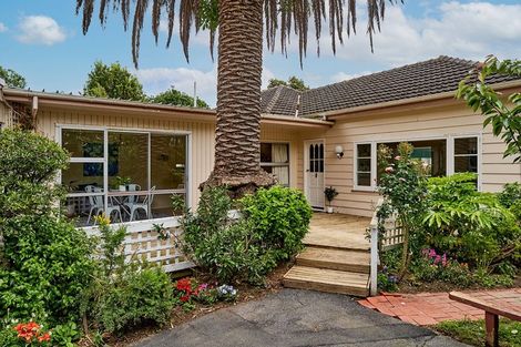 Photo of property in 398 Muritai Road, Eastbourne, Lower Hutt, 5013