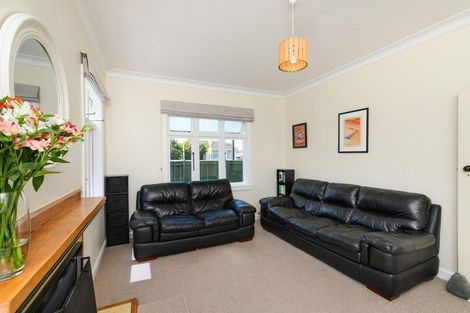 Photo of property in 42 Alexandra Street, Marton, 4710