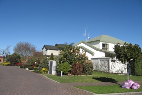 Photo of property in 23 Nielsen Gardens, Rototuna, Hamilton, 3210