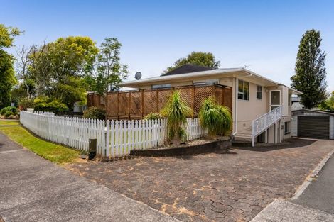 Photo of property in 147 Govett Avenue, Frankleigh Park, New Plymouth, 4310