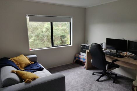 Photo of property in 1/41 Radiata Lane, Chatswood, Auckland, 0626