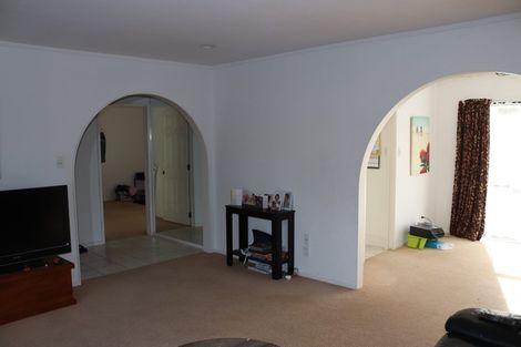 Photo of property in 35 Orangewood Drive, Northpark, Auckland, 2013