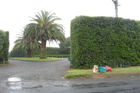 Photo of property in 168 Waihoehoe Road, Drury, 2577