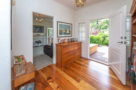 Photo of property in 14 Oakland Avenue, Saint Johns Hill, Whanganui, 4500