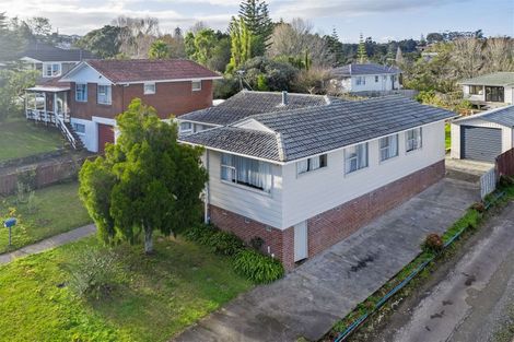 Photo of property in 94 Sycamore Drive, Sunnynook, Auckland, 0620