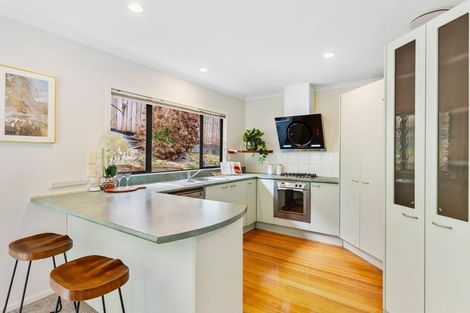 Photo of property in 4/177 Carlisle Road, Northcross, Auckland, 0632