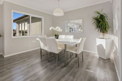 Photo of property in 7 Margaret Shields Avenue, Aotea, Porirua, 5024