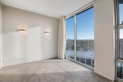 Photo of property in 609/11 Tamariki Avenue, Kelston, Auckland, 0602
