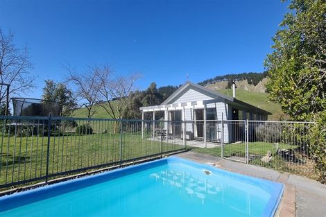 Photo of property in 814 State Highway 2, Pakipaki, Hastings, 4178