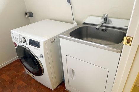 Photo of property in 38 Sayers Crescent, Ilam, Christchurch, 8041