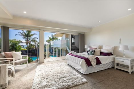 Photo of property in 1b Burford Place, Mellons Bay, Auckland, 2014