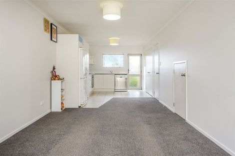 Photo of property in 18/94 Glengarry Road, Glen Eden, Auckland, 0602