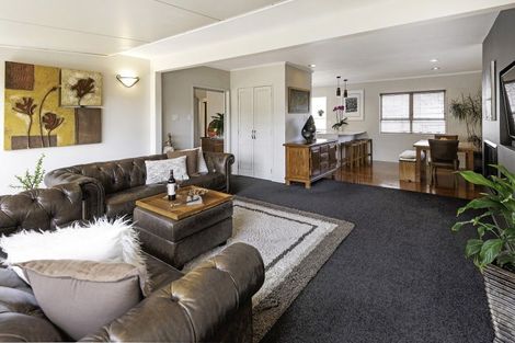 Photo of property in 4 Sarah Place, Farm Cove, Auckland, 2012