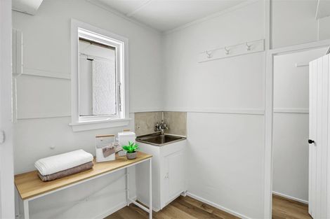 Photo of property in 65 Mackworth Street, Woolston, Christchurch, 8062