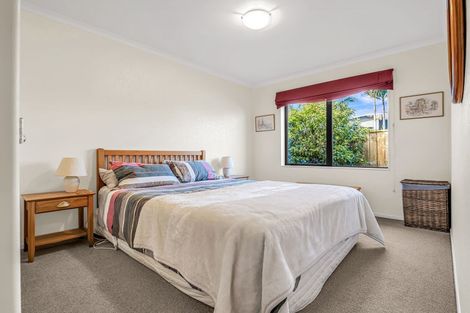 Photo of property in 16 Saint Kilda Place, Papamoa Beach, Papamoa, 3118