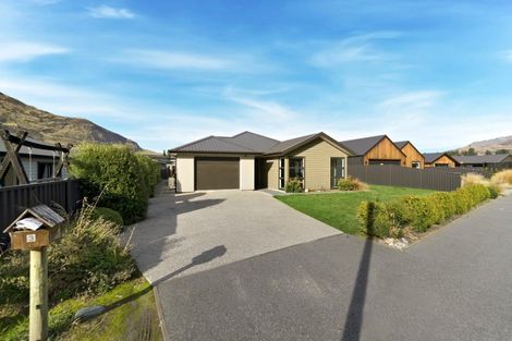 Photo of property in 3 Hicks Road, Lower Shotover, Queenstown, 9304