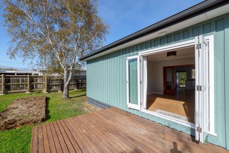 Photo of property in 15 Woodward Street East, Featherston, 5710