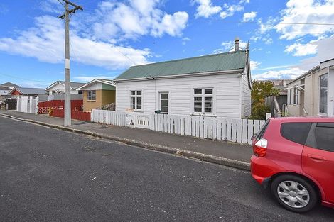 Photo of property in 15 Osmond Street, South Dunedin, Dunedin, 9012