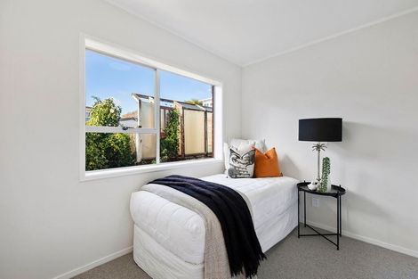 Photo of property in 2/9 Esmonde Road, Takapuna, Auckland, 0622