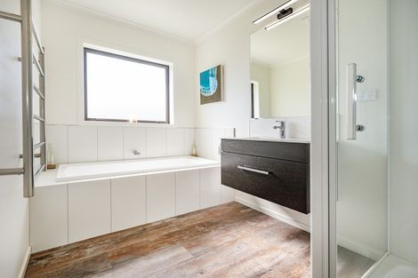 Photo of property in 25 Nilgiri Road, Poraiti, Napier, 4182