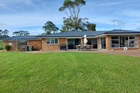 Photo of property in 327 Pine Valley Road, Dairy Flat, Silverdale, 0992