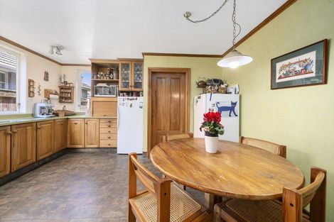 Photo of property in 48 Hautana Street, Woburn, Lower Hutt, 5010