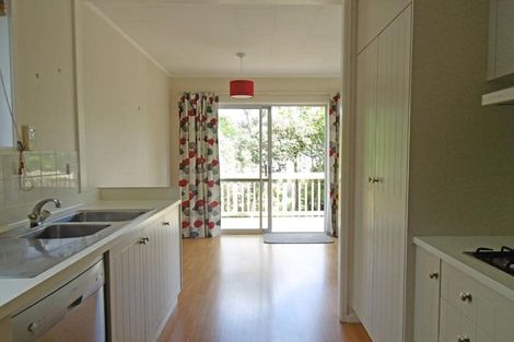 Photo of property in 2/65 Alexander Avenue, Torbay, Auckland, 0630