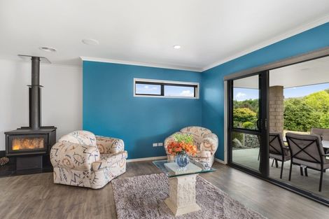Photo of property in 12 Lacebark Drive, Kinloch, Taupo, 3377