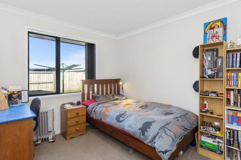 Photo of property in 19 Batty Street, Papamoa Beach, Papamoa, 3118