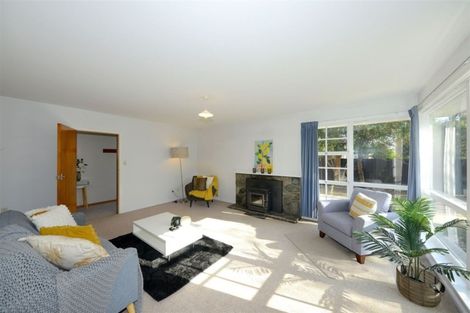 Photo of property in 27 Tuckers Road, Redwood, Christchurch, 8051