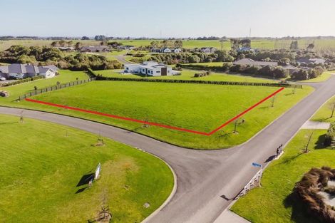 Photo of property in 2 Paterson Lane, Kelvin Grove, 4470