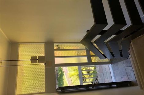 Photo of property in 28 Halver Road, Hillpark, Auckland, 2102