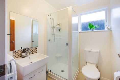 Photo of property in 50 Newcastle Street, Hokowhitu, Palmerston North, 4410