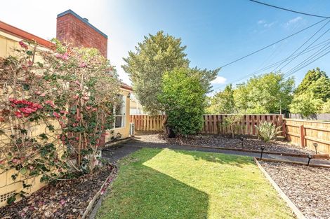 Photo of property in 31 Brassey Road, Saint Johns Hill, Whanganui, 4500