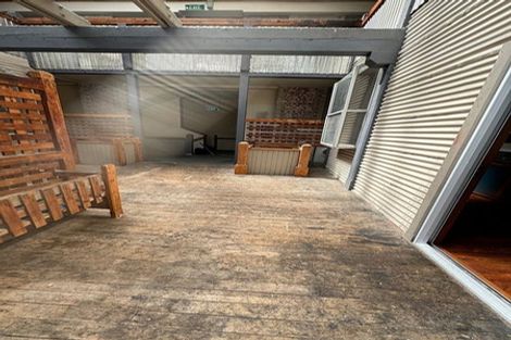 Photo of property in 8 Vogel Street, Dunedin Central, Dunedin, 9016