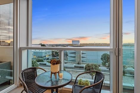 Photo of property in Sentinel Apartments, 505/3 Northcroft Street, Takapuna, Auckland, 0622