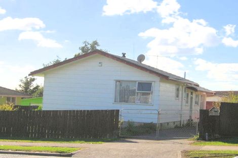 Photo of property in 98 Boundary Road, Clover Park, Auckland, 2019