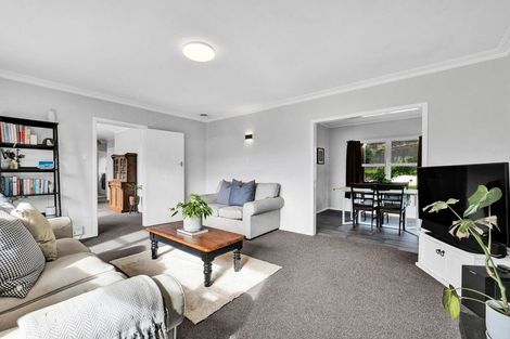 Photo of property in 90 Bayly Road, Blagdon, New Plymouth, 4310