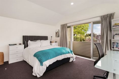 Photo of property in 22 Thornycroft Street, Fendalton, Christchurch, 8052