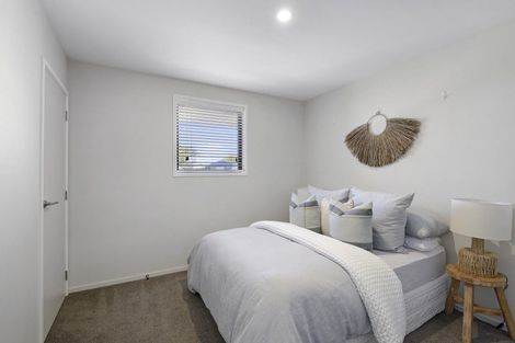 Photo of property in 2/21 Hills Road, Edgeware, Christchurch, 8013