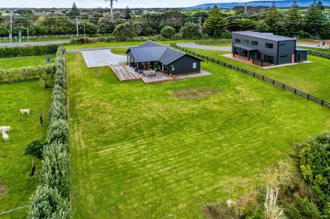 Photo of property in 2 Tasman Street, Opunake, 4616