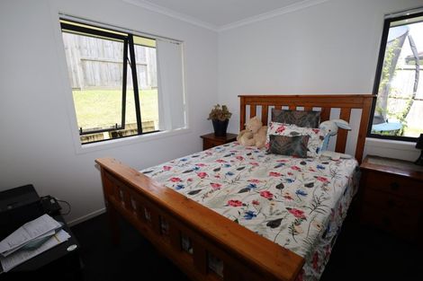 Photo of property in 10 Herring Place, Omokoroa, 3114