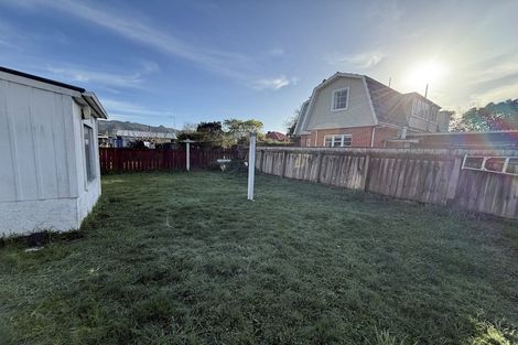 Photo of property in 2/7 Cederholm Grove, Brown Owl, Upper Hutt, 5018