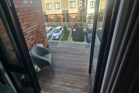 Photo of property in 38 Te Puketoka Lane, Mangere, Auckland, 2022