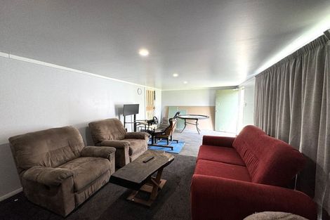 Photo of property in 64 James Street, Balclutha, 9230