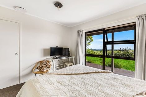 Photo of property in 1459 Carrington Road, Hurworth, New Plymouth, 4371