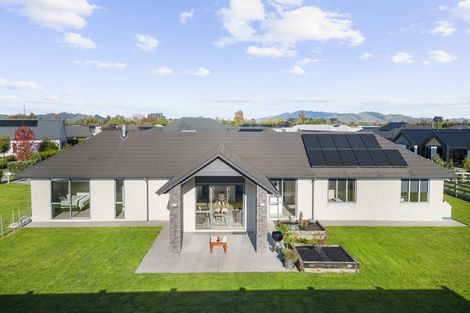 Photo of property in 51 Baxter Michael Crescent, Cambridge, 3434